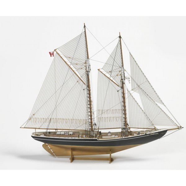 Bluenose II 1:100 Scale – Billing Boats - Image 2