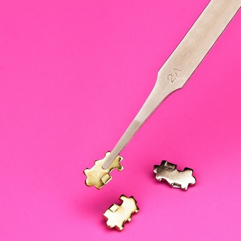 Flat Stainless Steel Tweezers - Image 3