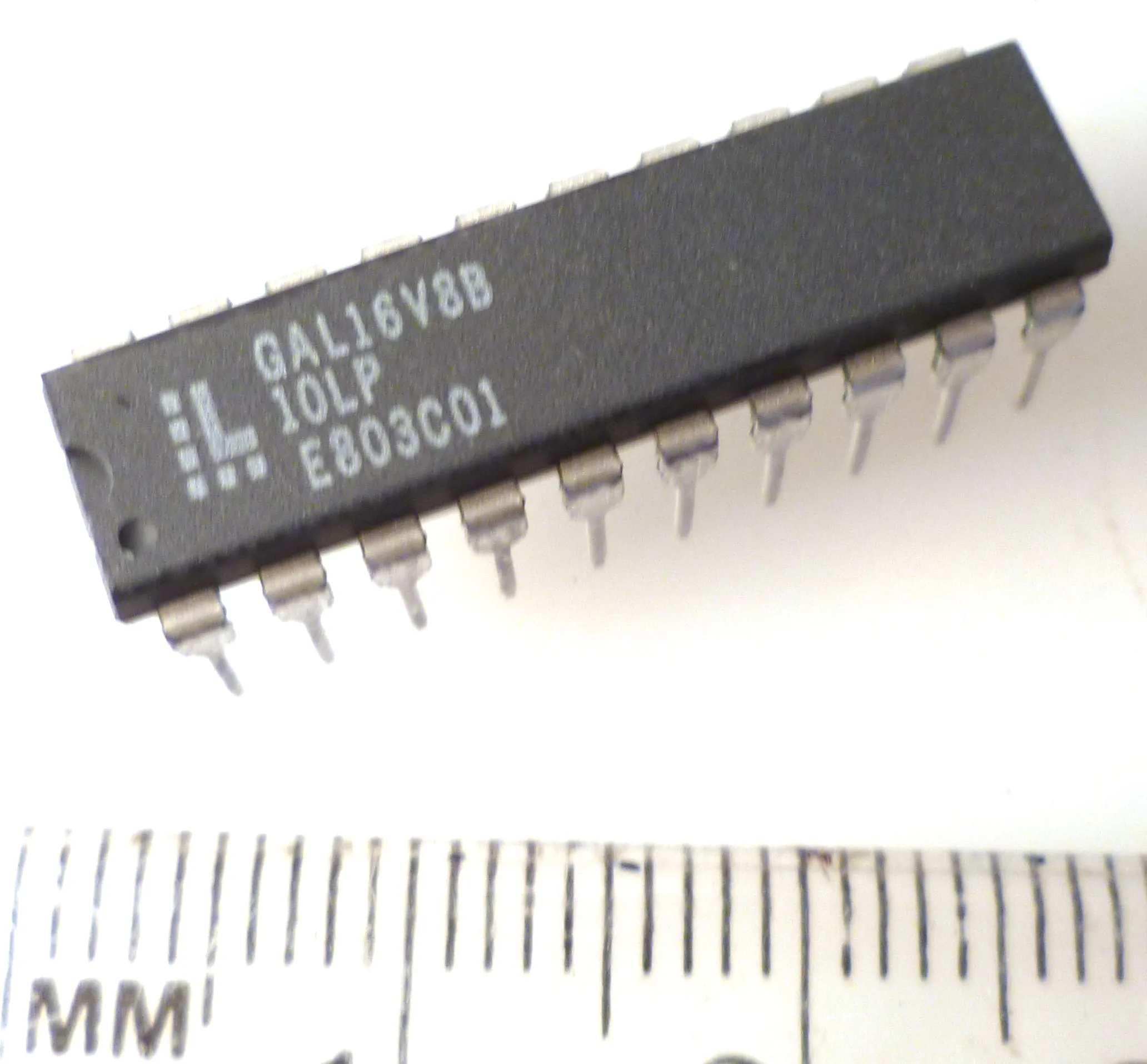 Lattice GAL16V8B-10LP Generic Array Logic PLCC-20 MBF003Q - Image 2